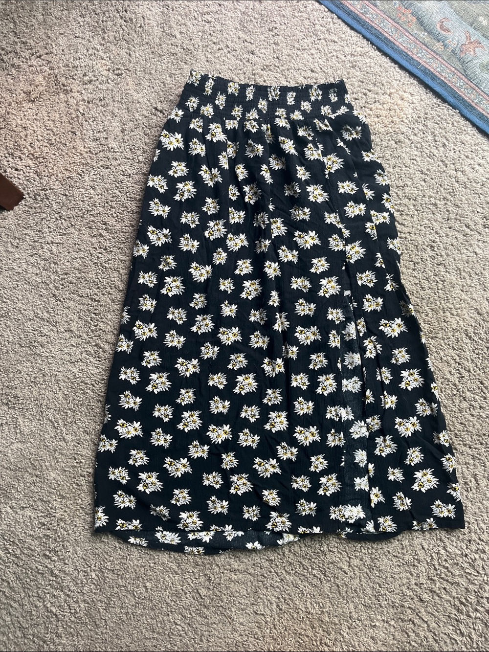 Perfect 90s daisy skirt